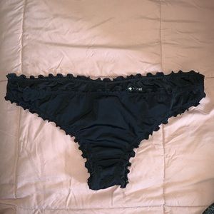 Cheeky bikini bottoms